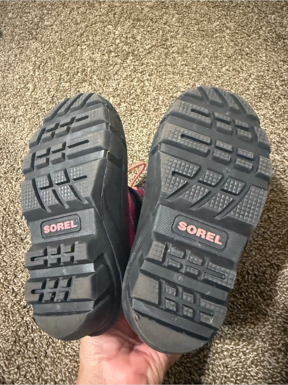 Sorel bright pink